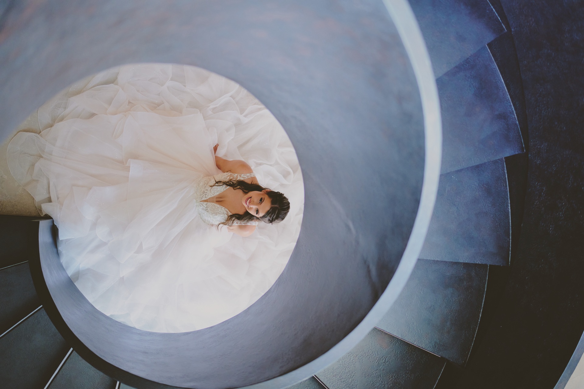 Fotografia matrimonio, sposi in un momento spontaneo